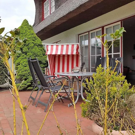 Hochstieg 32, Gonska, Haushaelfte Holiday home Nieblum