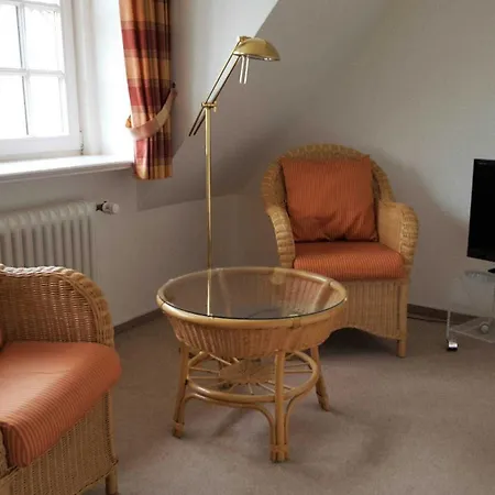 Hochstieg 32, Gonska, Haushaelfte Holiday home